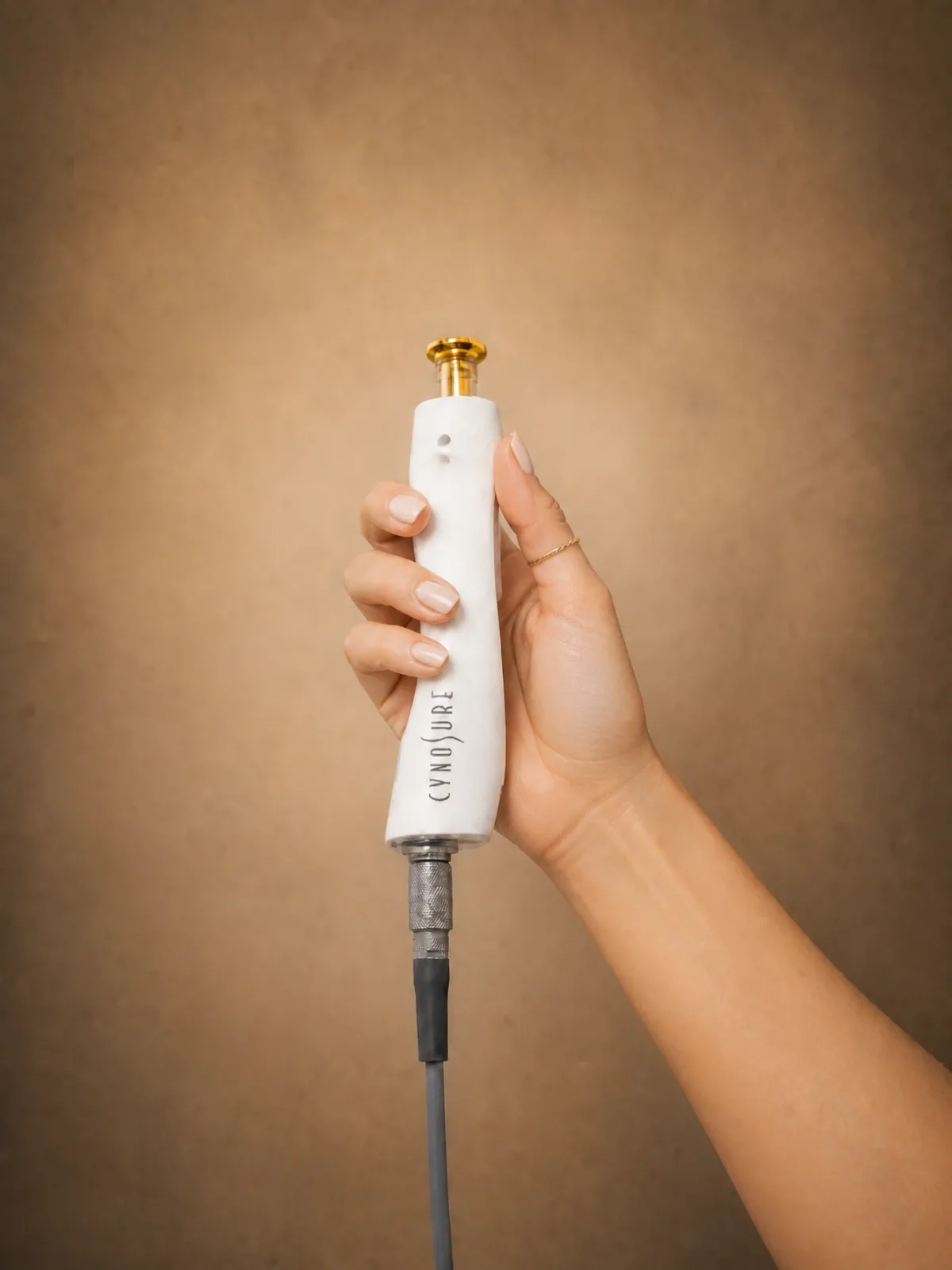TempSure Envi handpiece by Cynosure, firming radiofrequency in Sainte-Rose, Laval